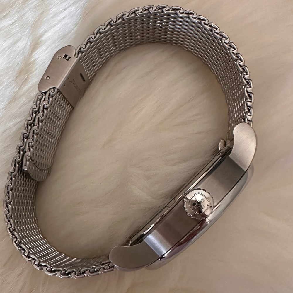 Wenger Stainless Steel Mesh Silver Dial White Watch with Date 1021.103 NWOT - Picture 5 of 10